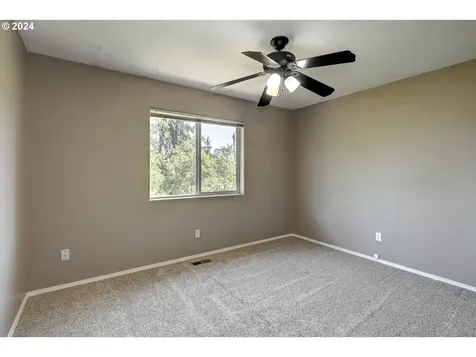 21804 Sw Roellich Avenue Sherwood OR 97140