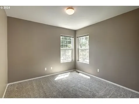 21804 Sw Roellich Avenue Sherwood OR 97140
