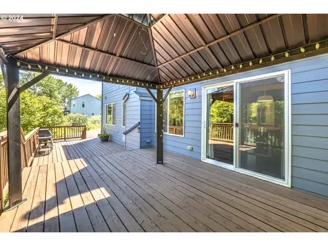 21804 Sw Roellich Avenue Sherwood OR 97140