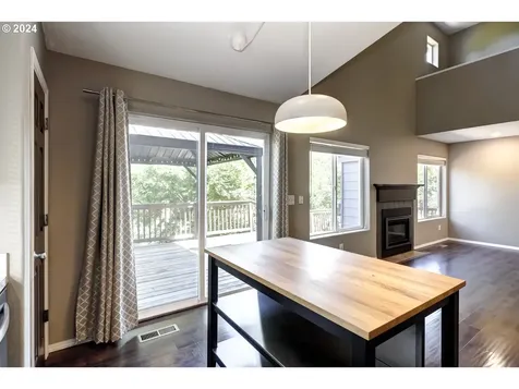 21804 Sw Roellich Avenue Sherwood OR 97140