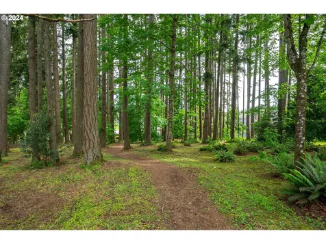 17165 S Holcomb Road Oregon City OR 97045