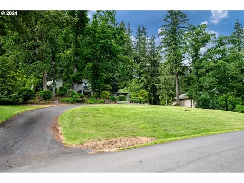 17165 S Holcomb Road Oregon City OR 97045