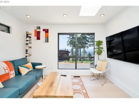 2941 NE Rocky Butte Road Portland OR 97220