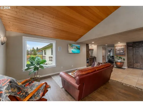 379 Osage Drive Roseburg OR 97471