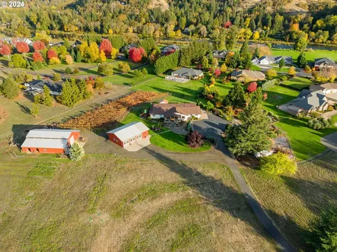 379 Osage Drive Roseburg OR 97471
