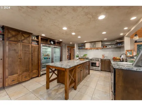 379 Osage Drive Roseburg OR 97471
