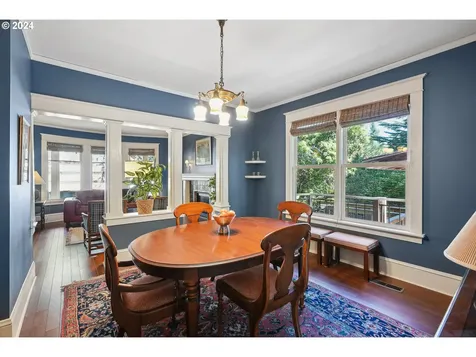 6672 SW Canyon Drive Portland OR 97225