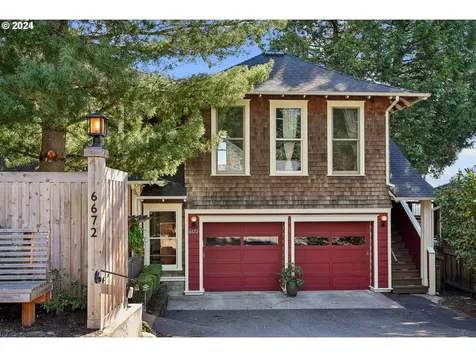 6672 SW Canyon Drive Portland OR 97225