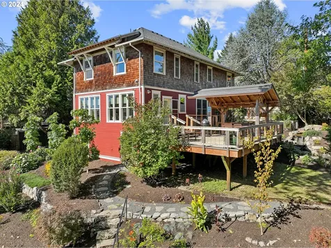 6672 SW Canyon Drive Portland OR 97225