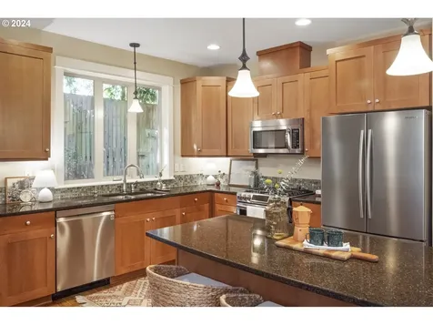 3617 Ne 10th Avenue Portland OR 97212