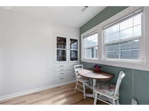 326 S 1st Street Cottage Grove OR 97424