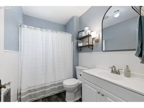 326 S 1st Street Cottage Grove OR 97424