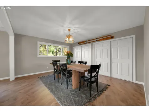 927 S 47th Street Springfield OR 97478