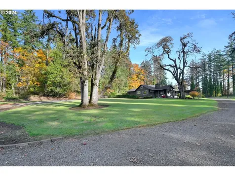 927 S 47th Street Springfield OR 97478