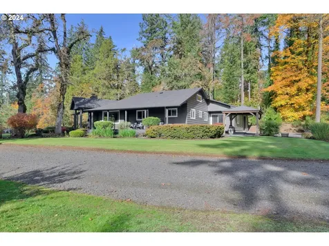 927 S 47th Street Springfield OR 97478