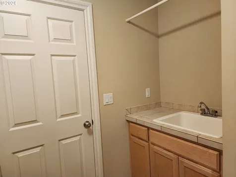 311 Trout Street Molalla OR 97038