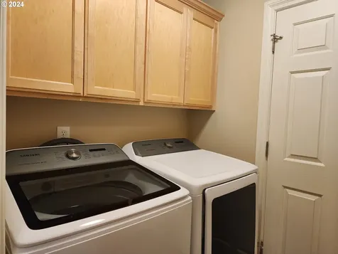 311 Trout Street Molalla OR 97038