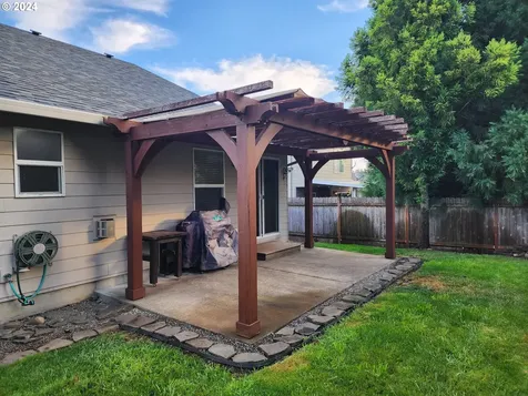 311 Trout Street Molalla OR 97038