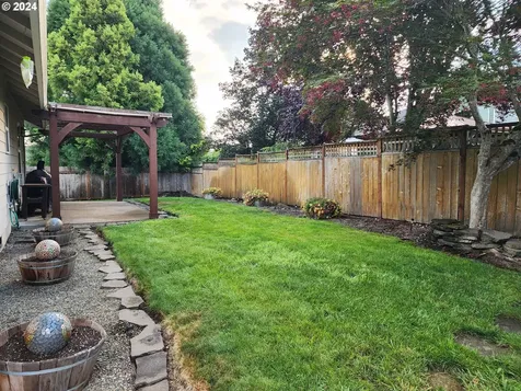311 Trout Street Molalla OR 97038