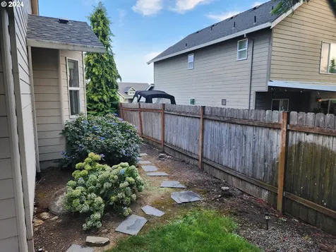 311 Trout Street Molalla OR 97038