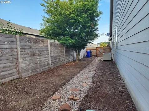 311 Trout Street Molalla OR 97038