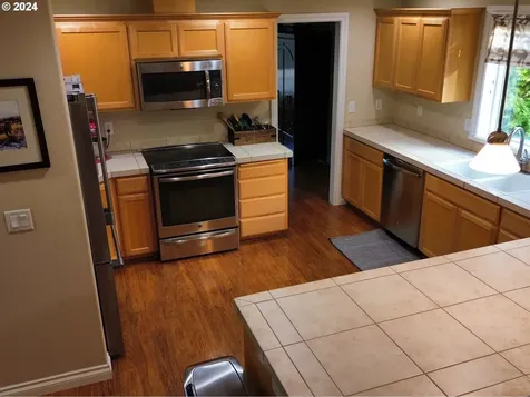 311 Trout Street Molalla OR 97038