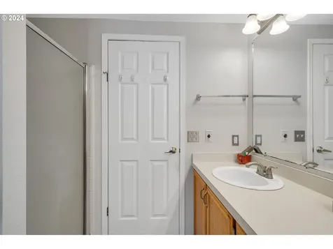 1038 S Island Street Rockaway Beach OR 97136