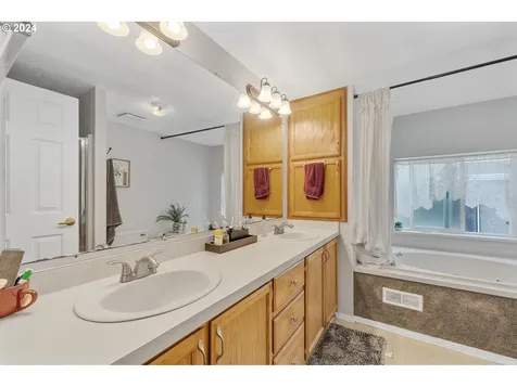 1038 S Island Street Rockaway Beach OR 97136