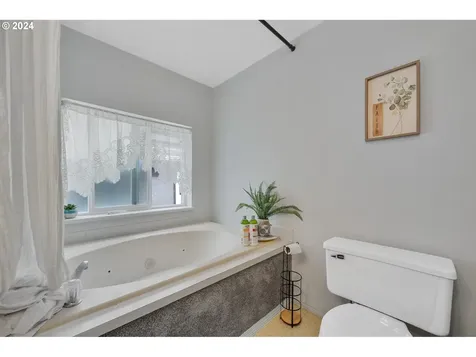 1038 S Island Street Rockaway Beach OR 97136