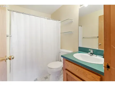 4083 SE 30th Street Gresham OR 97080