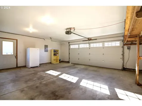 4083 SE 30th Street Gresham OR 97080