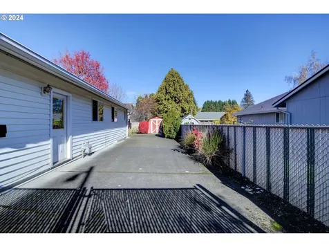 4083 SE 30th Street Gresham OR 97080