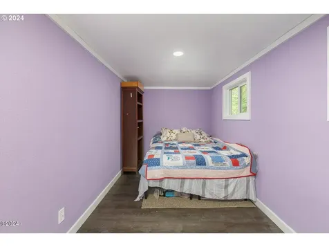 277 Ne 10th Street Toledo OR 97391