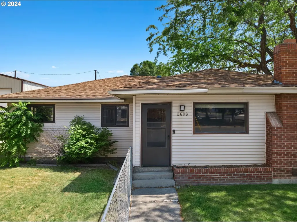2608 5th Street Baker City OR 97814