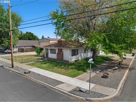 2608 5th Street Baker City OR 97814