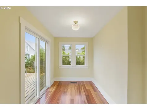 4938 SE 72nd Avenue Portland OR 97206