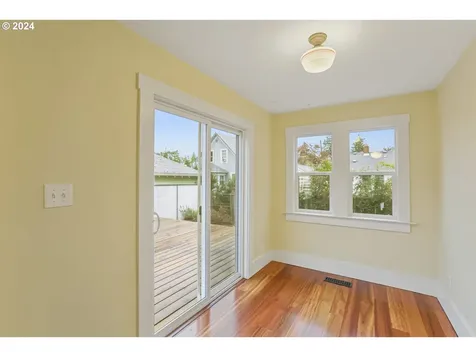 4938 SE 72nd Avenue Portland OR 97206