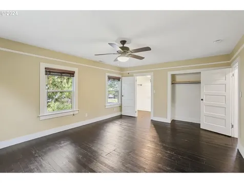 4938 SE 72nd Avenue Portland OR 97206