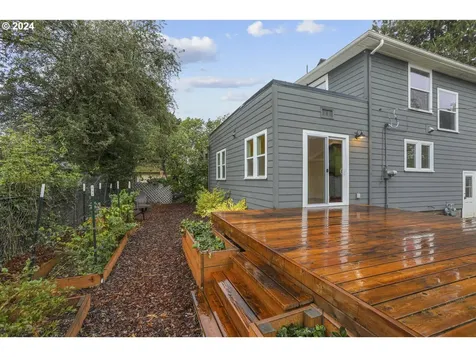 4938 SE 72nd Avenue Portland OR 97206