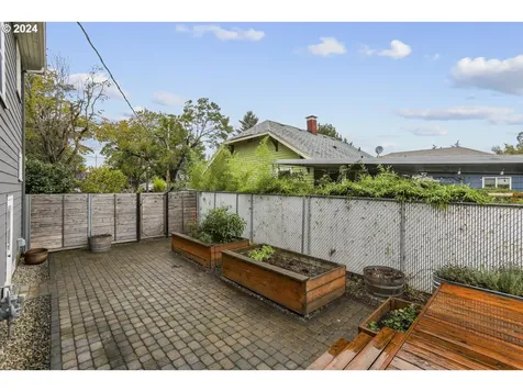 4938 SE 72nd Avenue Portland OR 97206