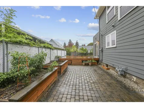 4938 SE 72nd Avenue Portland OR 97206