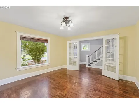 4938 SE 72nd Avenue Portland OR 97206