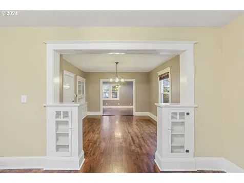 4938 SE 72nd Avenue Portland OR 97206