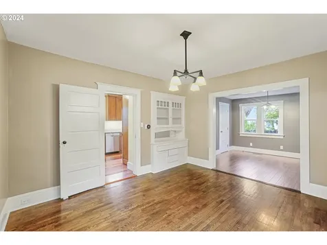4938 SE 72nd Avenue Portland OR 97206