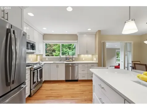 5310 Sw Elm Avenue Beaverton OR 97005