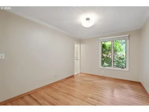 5310 Sw Elm Avenue Beaverton OR 97005