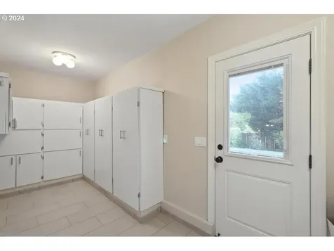 5310 Sw Elm Avenue Beaverton OR 97005