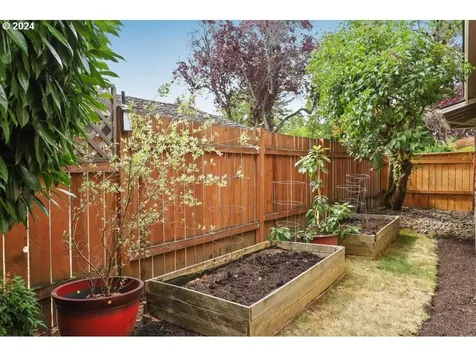 5310 Sw Elm Avenue Beaverton OR 97005