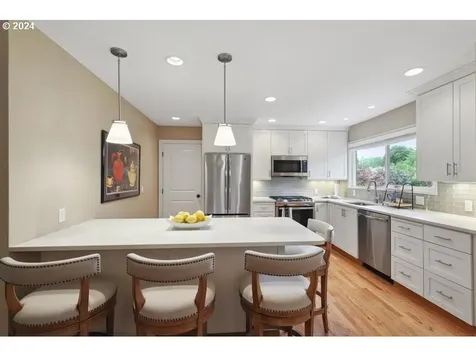 5310 Sw Elm Avenue Beaverton OR 97005