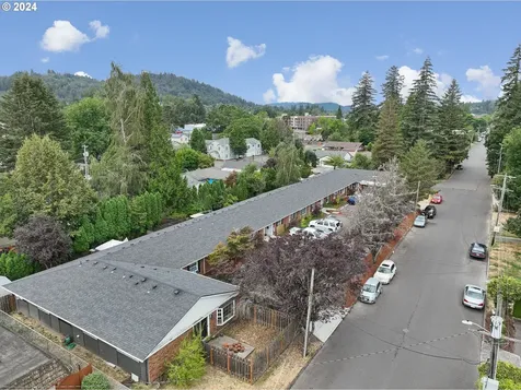 800 NE 4th Street Gresham OR 97030